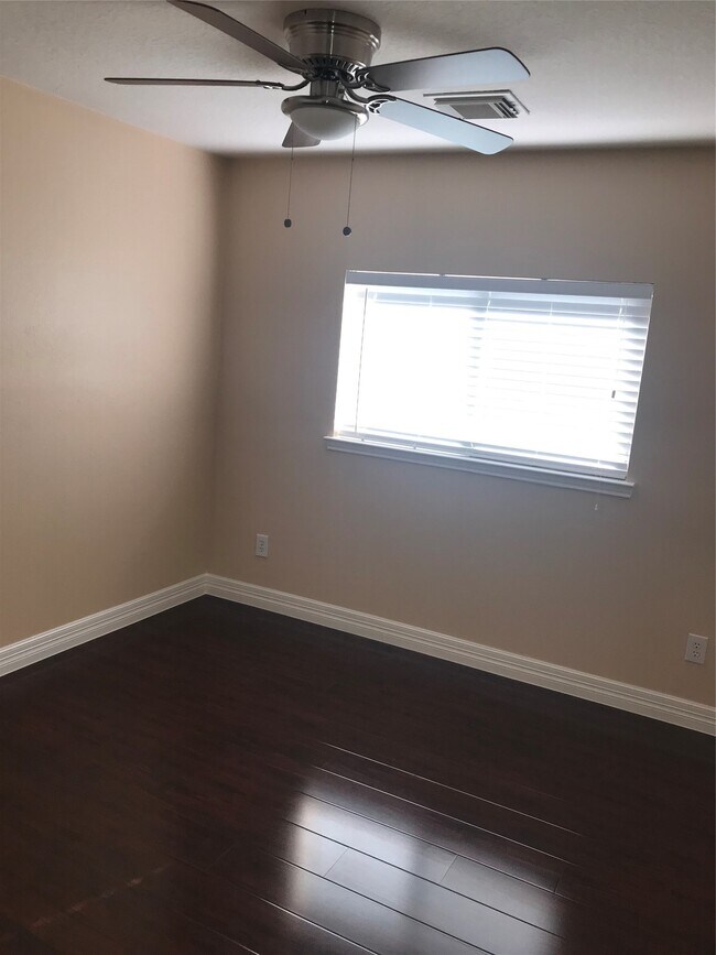 Building Photo - 2844 Morningmist Ln