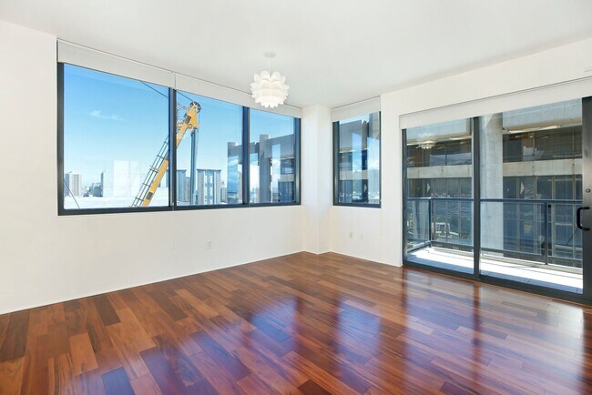 Building Photo - Private and Secure!! The Pinnacle Honolulu