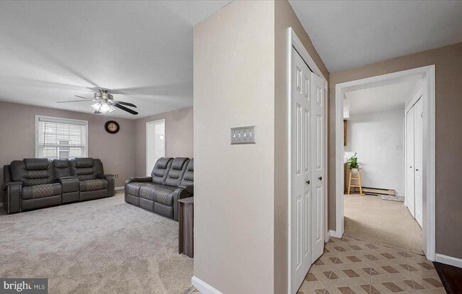 Building Photo - 163 Denny Ln