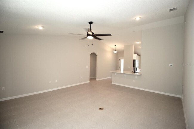 Building Photo - 117 Patric Dr