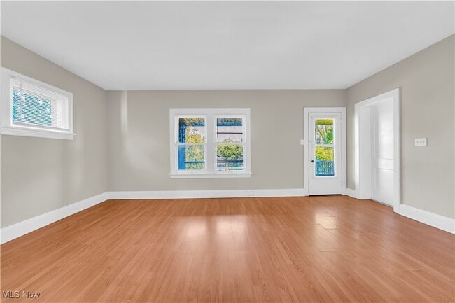 Building Photo - 1512 W 116th St