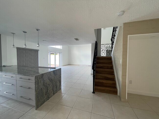 Building Photo - 13335 SW 144th Ter