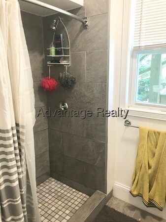 Building Photo - 15 Jaques St