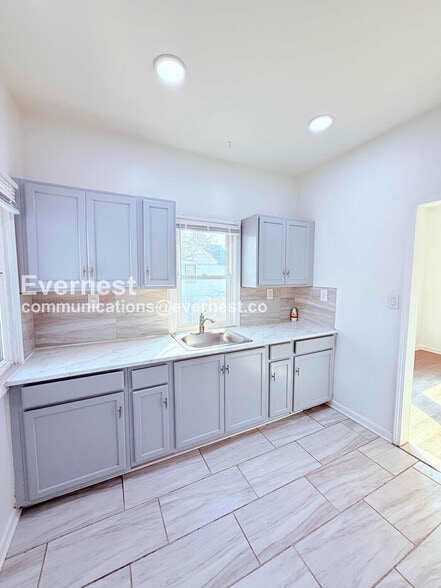 Building Photo - 19704 Greeley