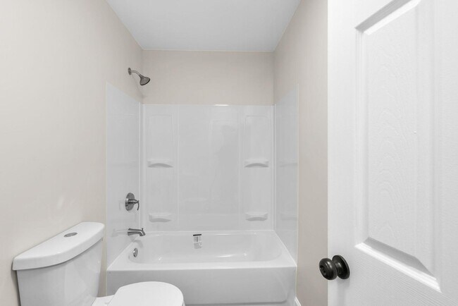 Building Photo - 2021 E Baltimore St