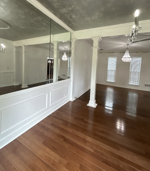 Building Photo - 125 Ludwell Ct