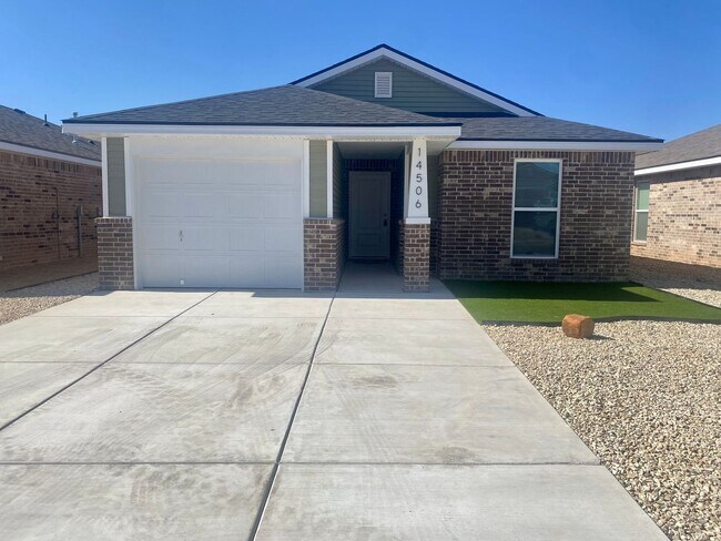 Primary Photo - Newer Construction in CISD