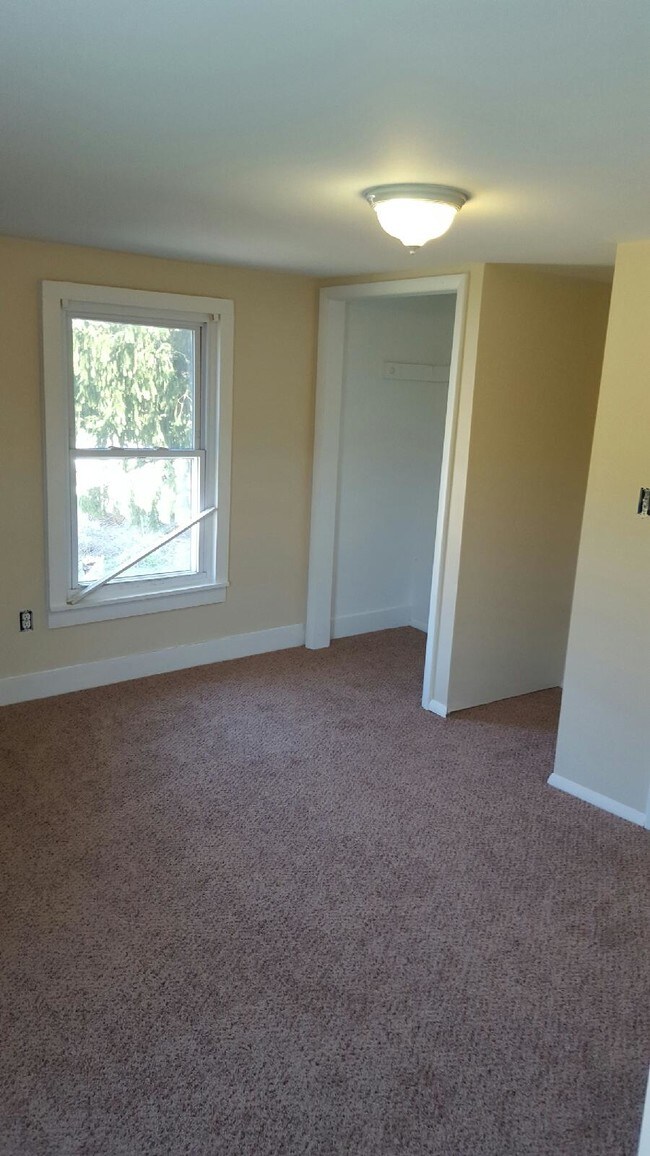 Building Photo - 40 St Peters Rd