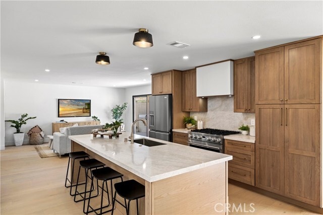 Building Photo - 27351 Vista Azul