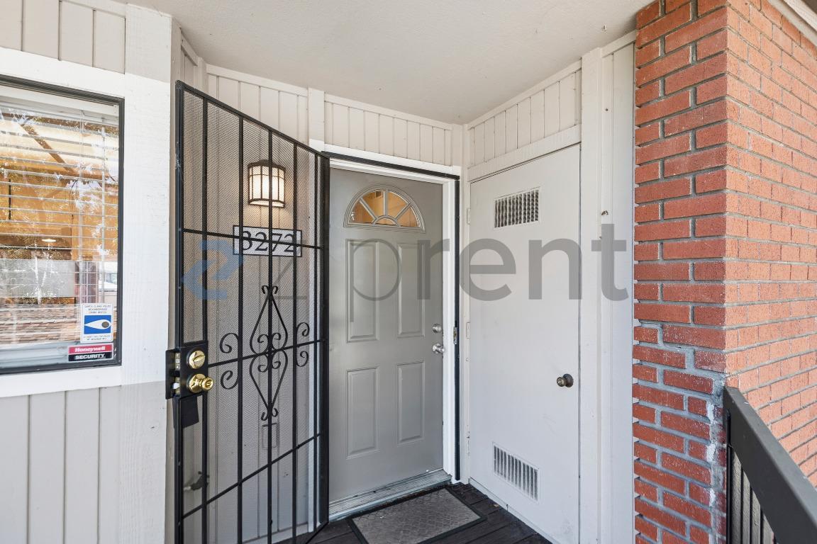 Building Photo - 3272 Shadow Park Pl