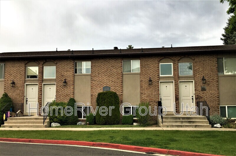 Primary Photo - 328 W Amiron Way