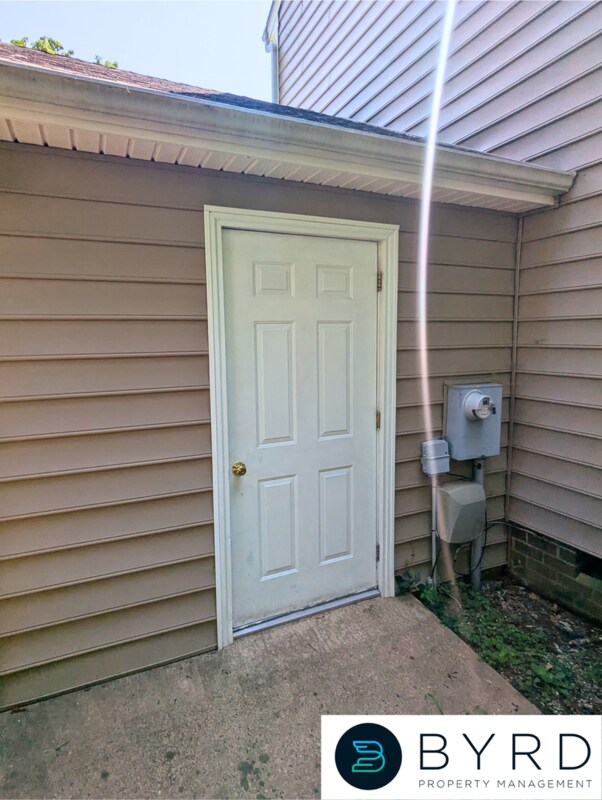 Building Photo - 4800 Ball Cypress Rd