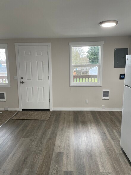 Eat-In Kitchen with Natural Light - 1205 Cora St SE