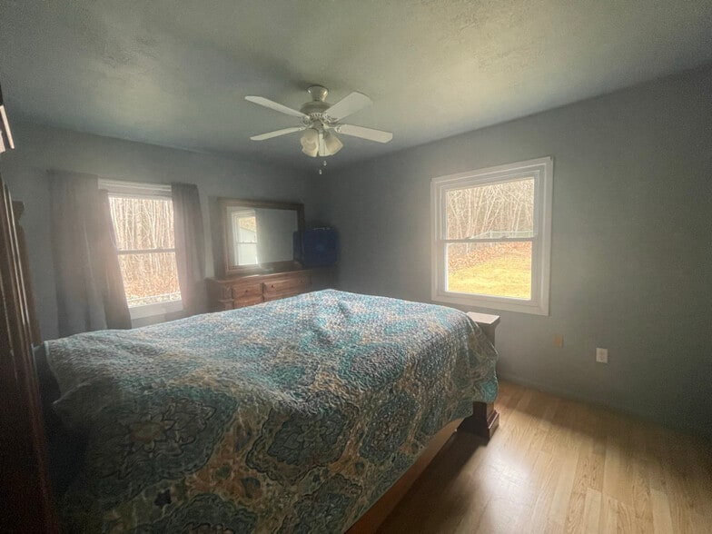 Building Photo - 277 Bangor Rd