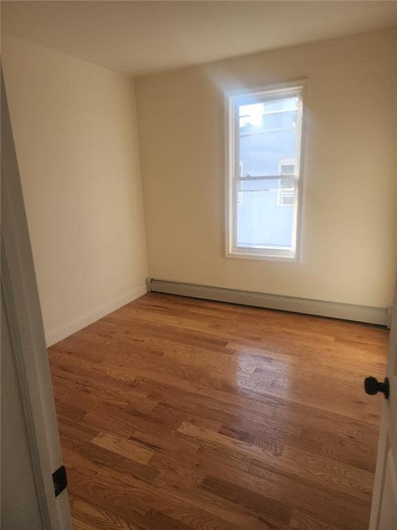 Building Photo - 404 Logan St