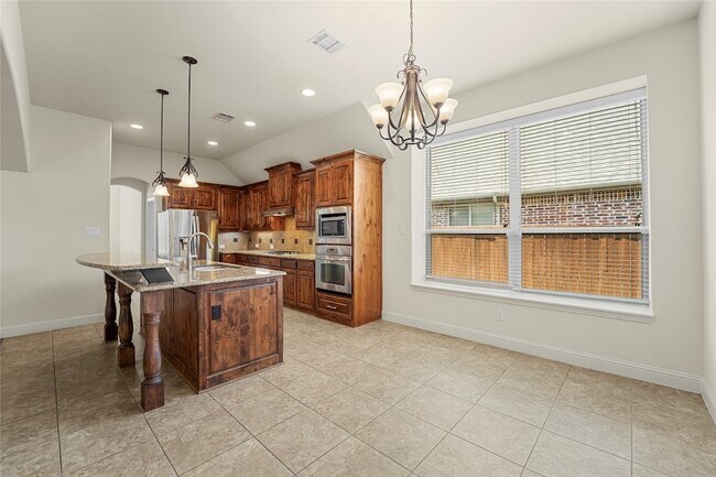 Building Photo - 12848 Walnut Ridge Dr