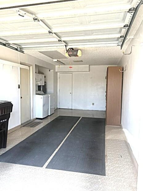 Building Photo - 10110 N 97th Dr