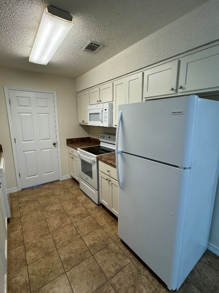 Building Photo - 9725 US-98