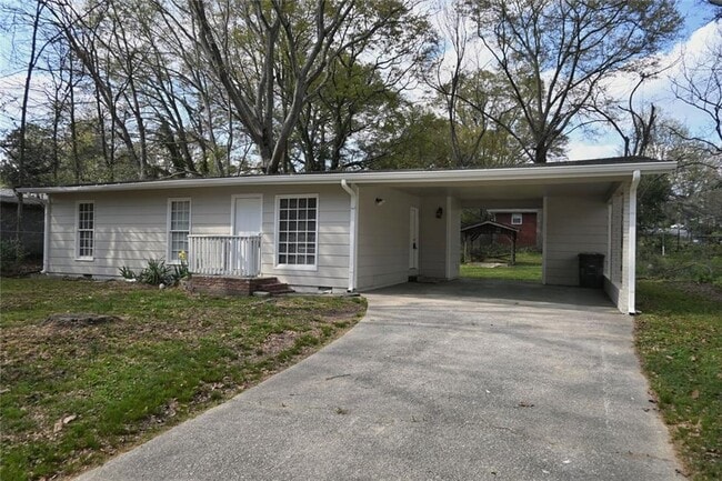 Building Photo - 6363 Melrose St