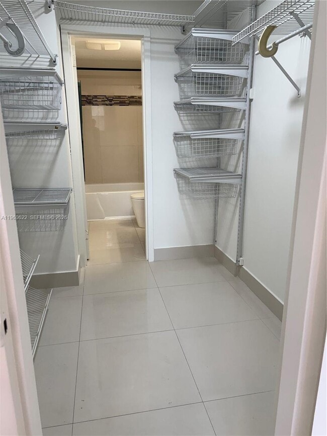 Building Photo - 1805 Sans Souci Blvd