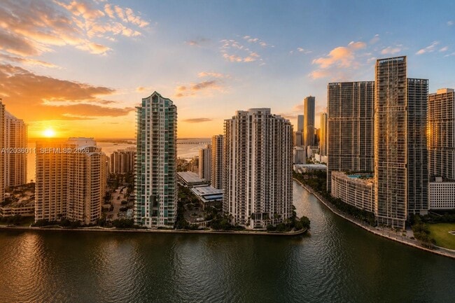 Building Photo - 325 S Biscayne Blvd