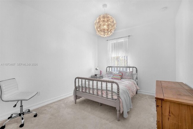 Building Photo - 1052 SW 113th Way