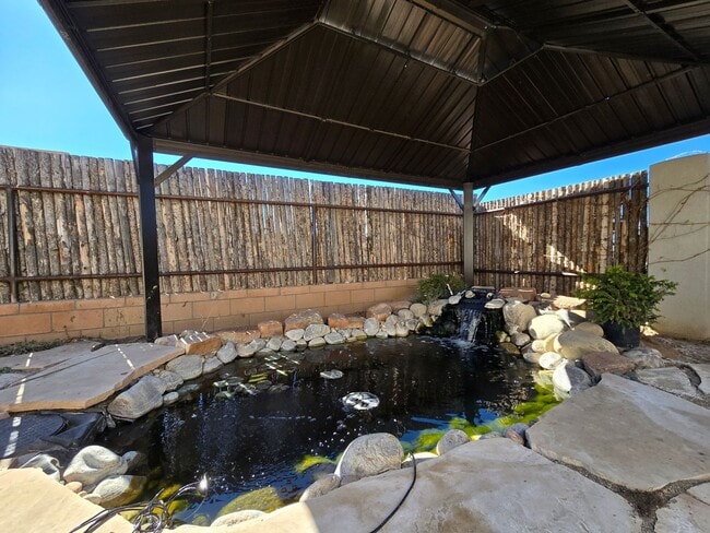 Building Photo - 12 Pinon Doblado