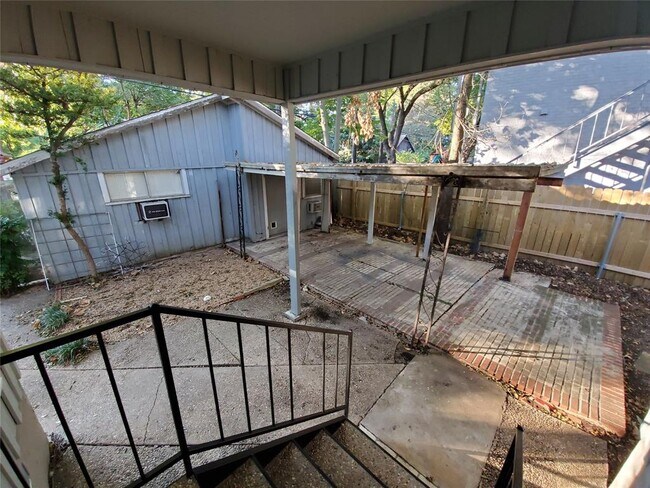 Building Photo - 4113 Speedway