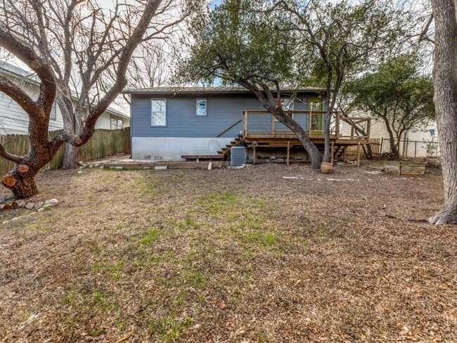Building Photo - 1705 Adriane Dr
