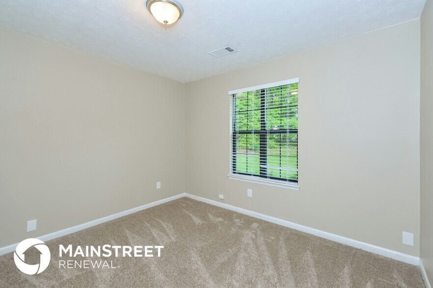 Building Photo - 1478 Carriage Ln