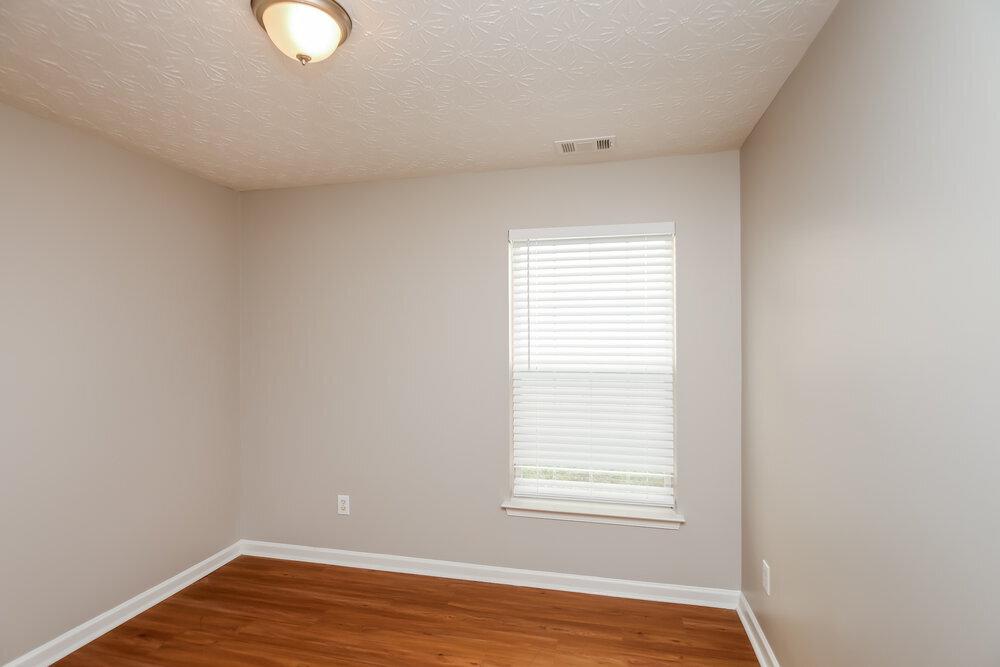 Building Photo - 533 Arrowhead Dr