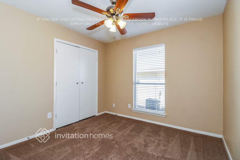 Building Photo - 313 Sunnyview Dr