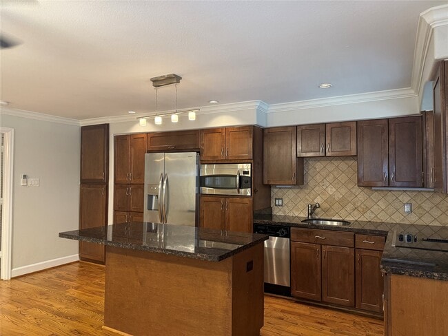 Building Photo - 1447 Heights Blvd