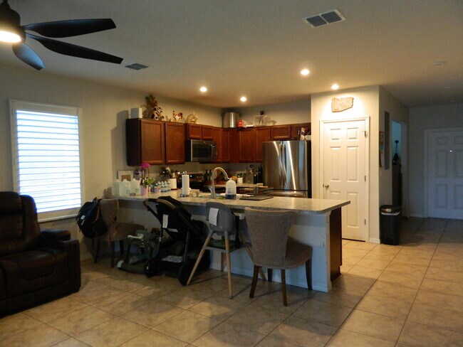 Building Photo - 3345 Liberty Square Way