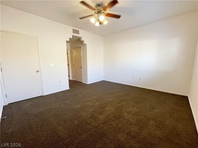 Building Photo - 2110 Los Feliz St