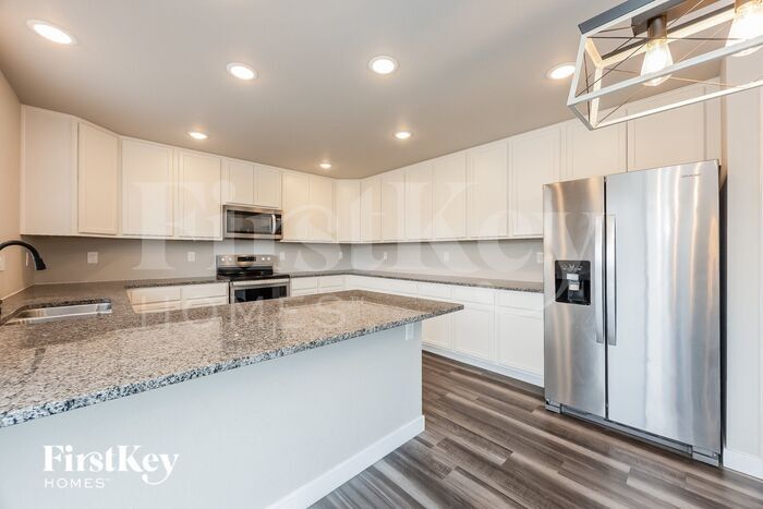 Building Photo - 10153 Luneth Dr