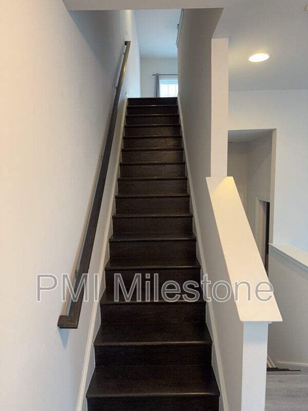 Building Photo - 13255 Dowdens Ridge Dr