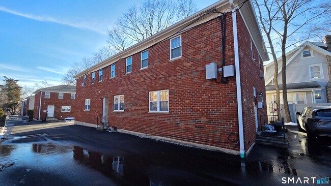 Building Photo - 1193 Hope St