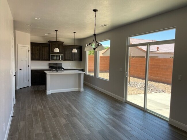 Building Photo - 2446 S 630 W