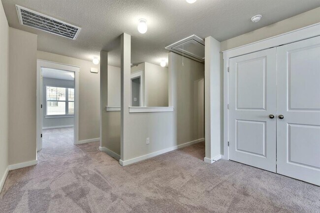 Building Photo - 603B Pearly Eye Dr