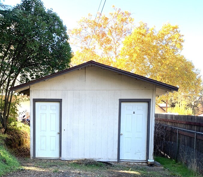 Building Photo - 18565 Carter St