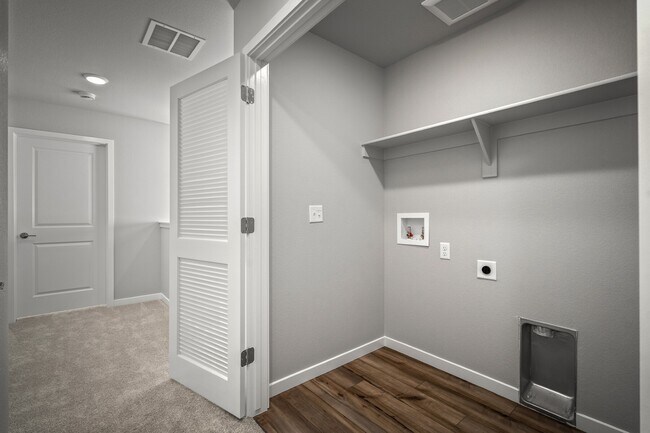 Building Photo - 6335 Laud Pt