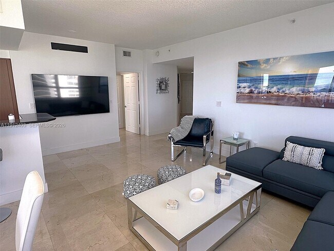 Building Photo - 2080 S Ocean Dr