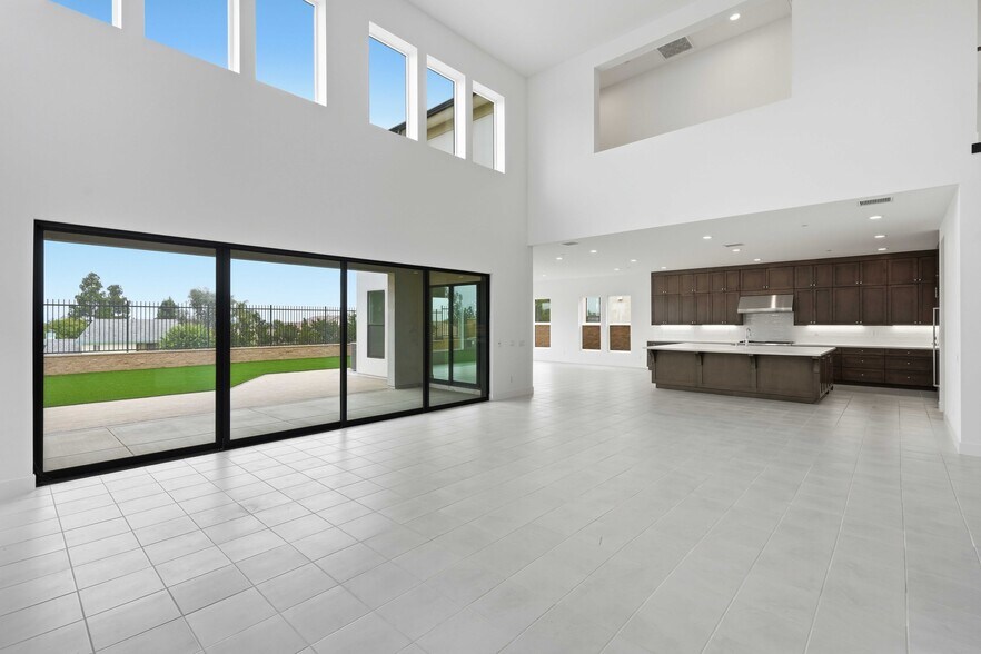 Building Photo - 20568 Edgewood Ct