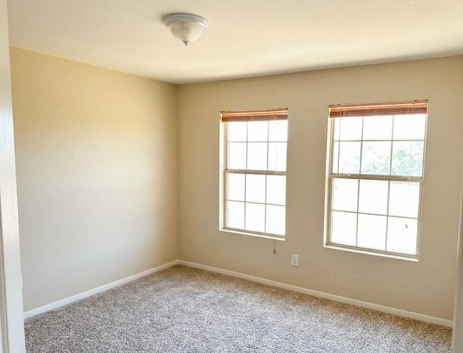 Building Photo - AVAILABLE SOON! APPLY ON OUR WEBSITE!