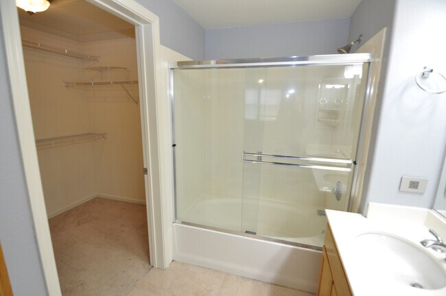 Building Photo - 1390 Saddle Rack St