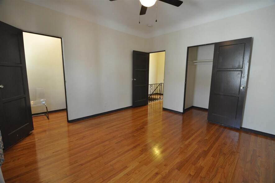 Building Photo - 1417 S Crescent Heights Blvd