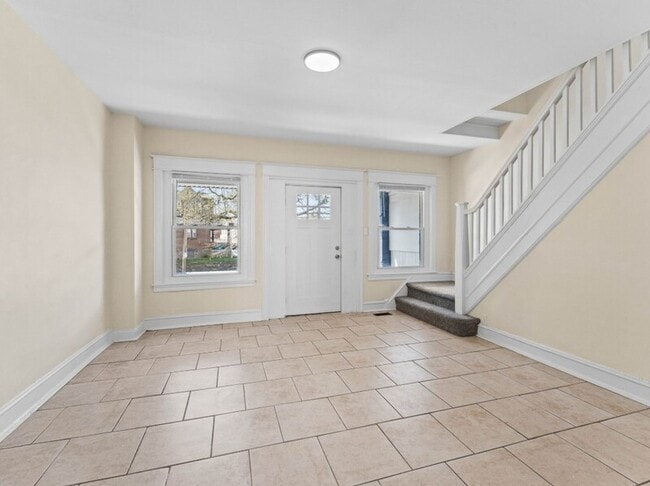 Building Photo - 1943 Stenton Ave