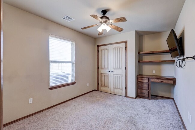 Building Photo - 15166 Fox Hollow Rd