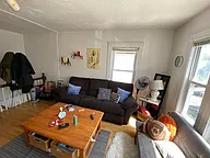 Primary Photo - 66 Murdock St